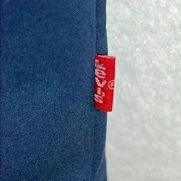 Levi's Men's Hooded Jacket Small Navy Blue Sherpa Lined Hood Quilted Lining - Picture 7 of 12